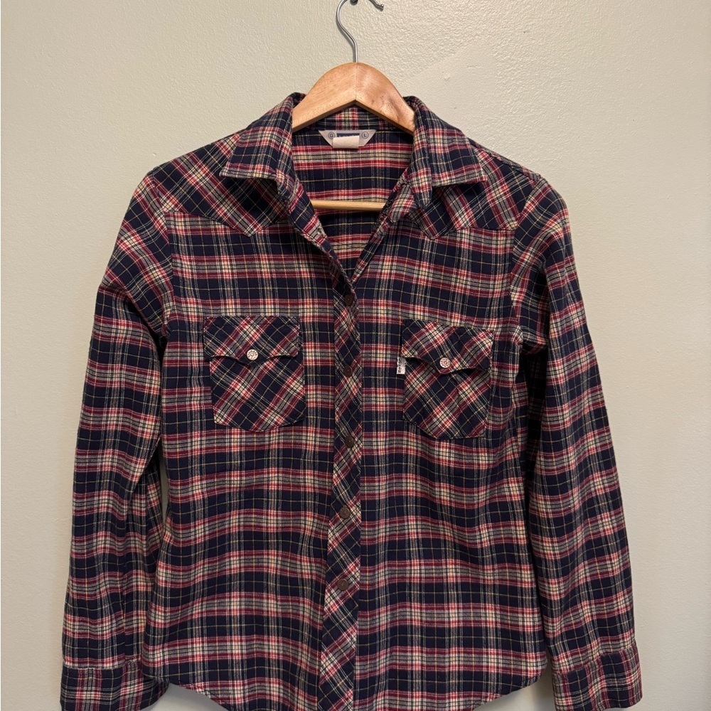 Levi's Navy and Red Plaid Shirt - Picture 4 of 6